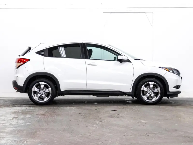 2017 Honda HR-V64355720341890124