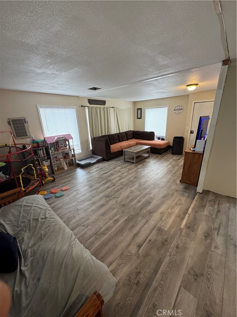 33020 Robert Wildomar CA, 9259564092191816706121