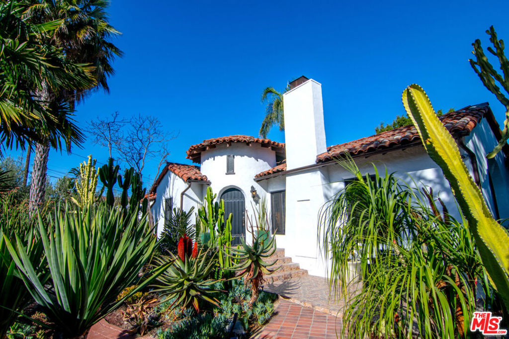 419 kansas Street, El Segundo CA, 9024563702929637251120