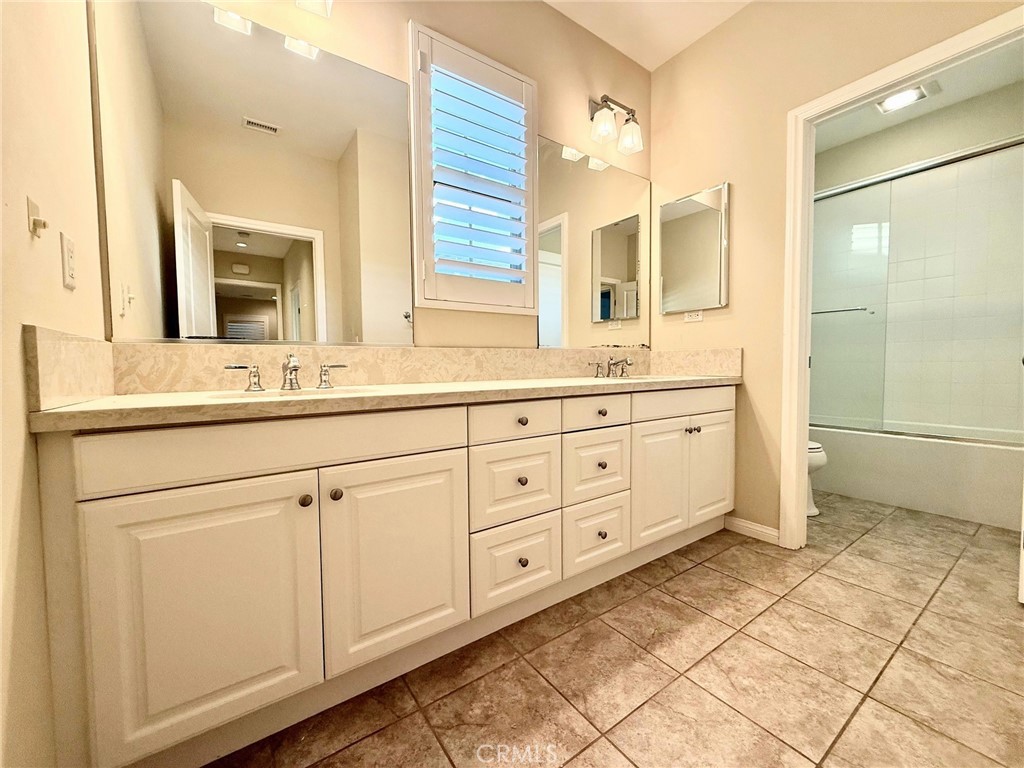 218 Shelbourne Irvine CA, 9262064101888650114121