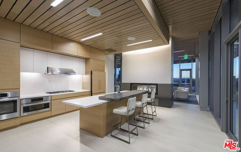 3033 Wilshire Boulevard 703 Los Angeles CA, 9001064111415305858121