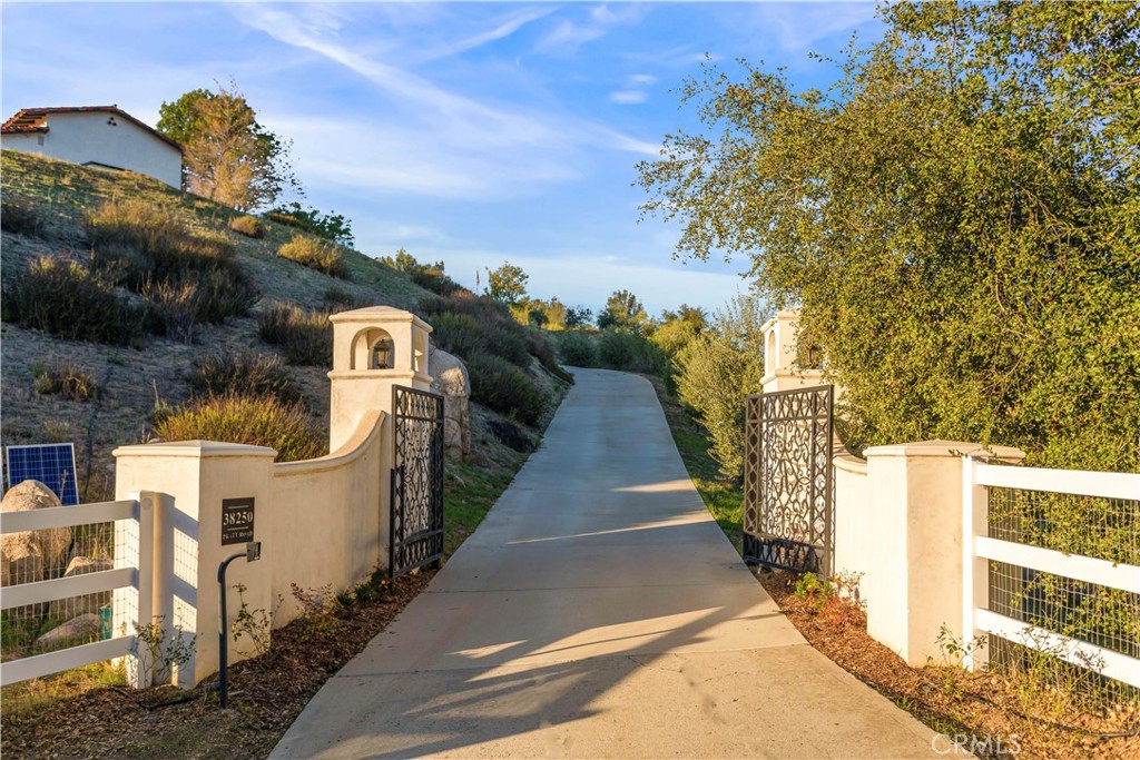 38250 Pratt Road, Temecula CA, 9259263865705063171122