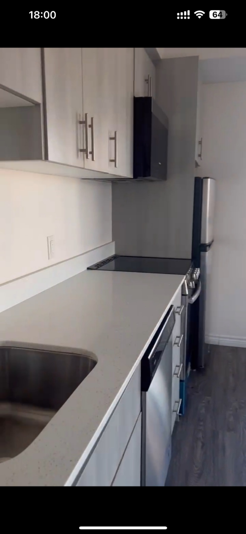 Waterloo – 246 Lester St (Near UW & Laurier) – 2 Bed 2 Bath Apartment63447641895939125