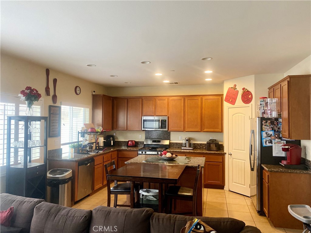 1957 El Milagro Road, San Jacinto CA, 9258264098662248195121