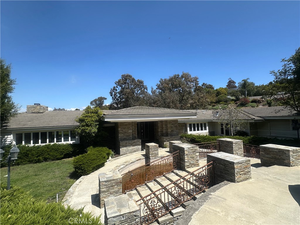 60 Crest Road E, Rolling Hills CA, 9027463613297247107122