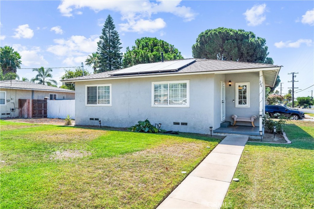 249 W Morgan, Rialto CA, 9237664065981286402121