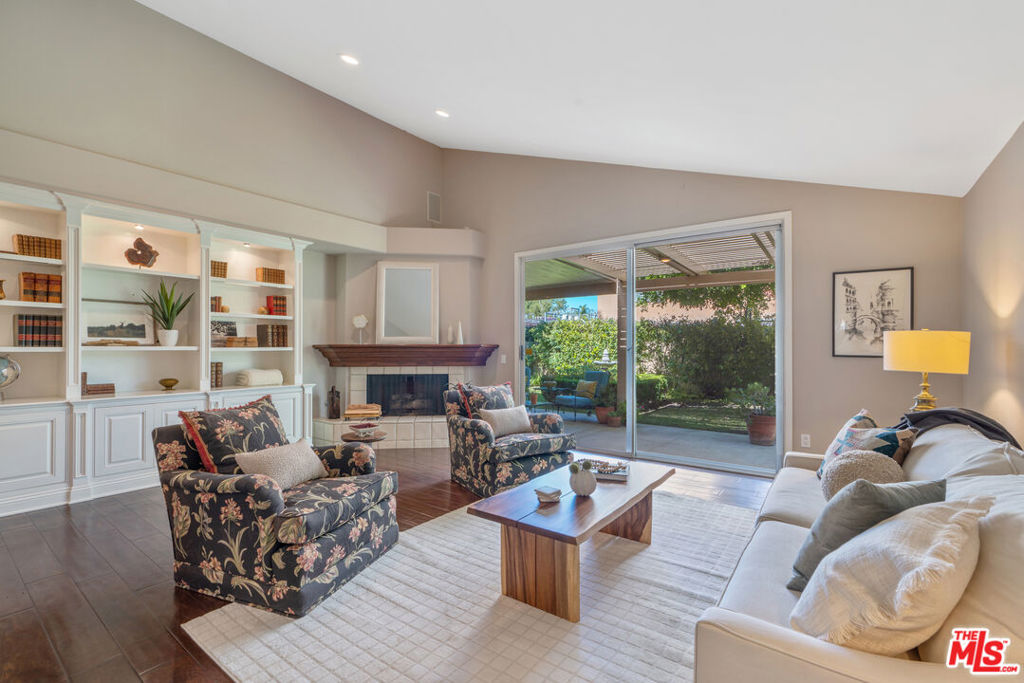 4303 Park Paloma, Calabasas CA, 9130264108121122818122
