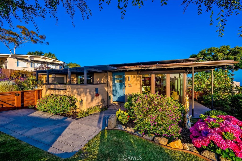 1687 Temple Hills Drive, Laguna Beach CA, 9265163865888028803120