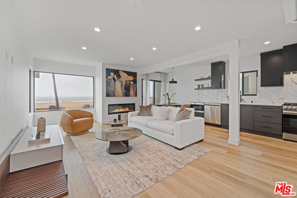 3305 Ocean Front Walk 2 Marina Del Rey CA, 9029264119626804099120