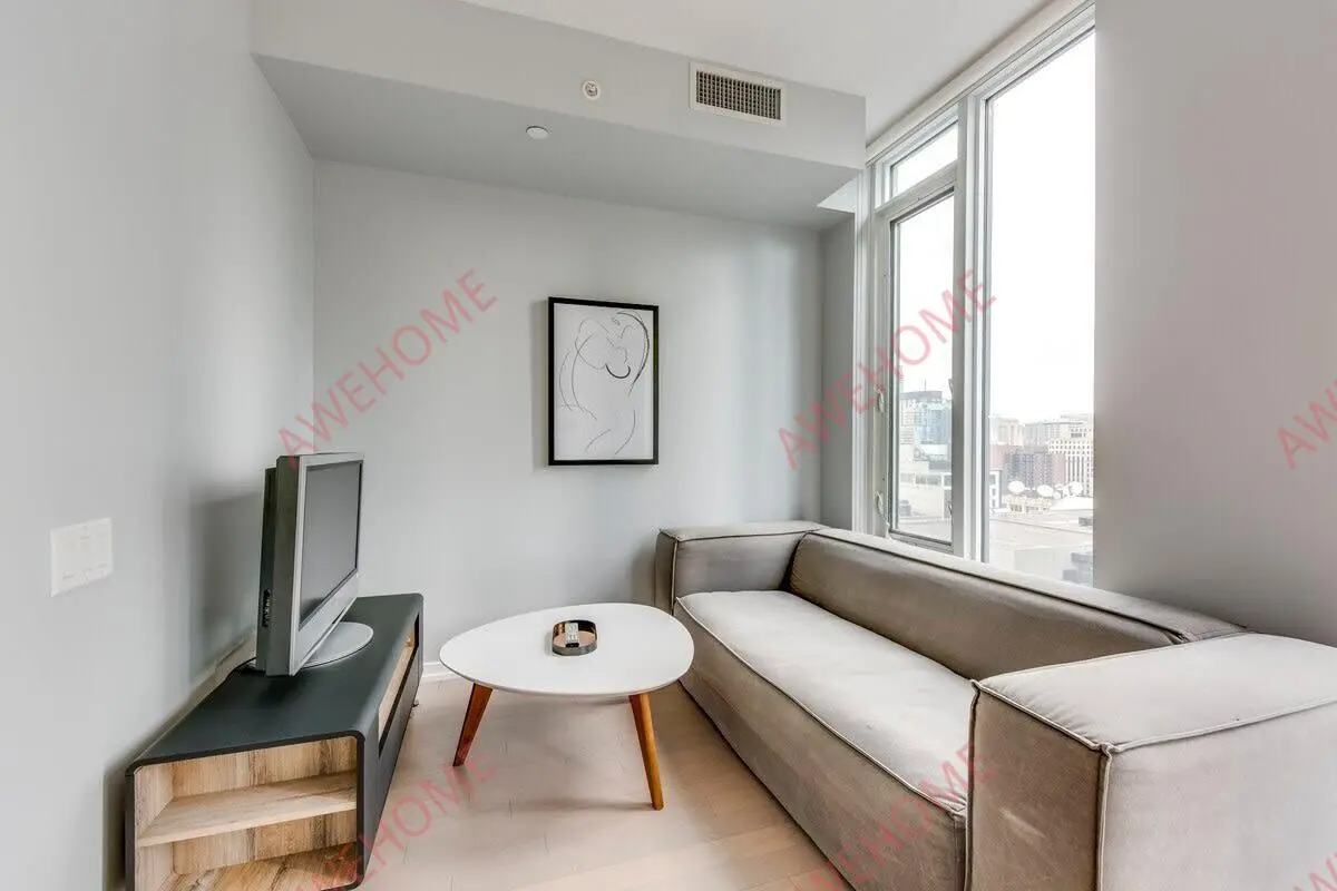 Adelaide West Gem - Downtown Toronto63746362958337120