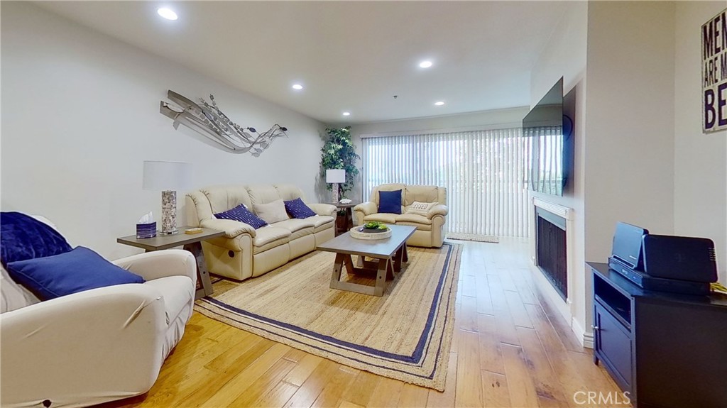 230 S Catalina Avenue 107 Redondo Beach CA, 9027764130692973953122