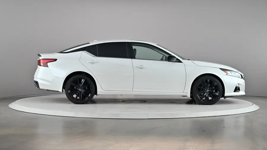 2022 Nissan Altima63854381046787122