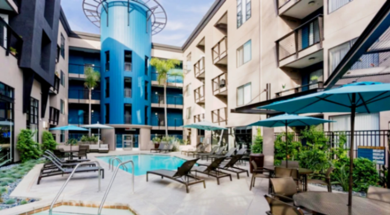 Avalon Studio City63449410705153121