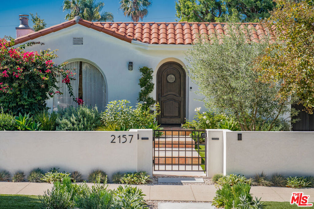 2157 Linnington Avenue, Los Ángeles CA, 9002564078320980610120