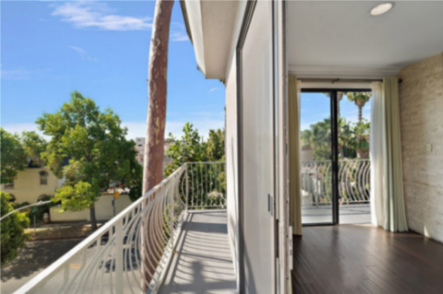 152 S Oakhurst Drive 304, Beverly Hills CA, 9021263588297343107120