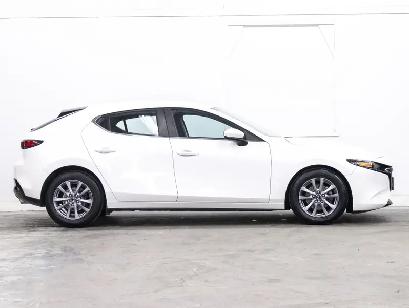 2019 Mazda Mazda364731889307906121