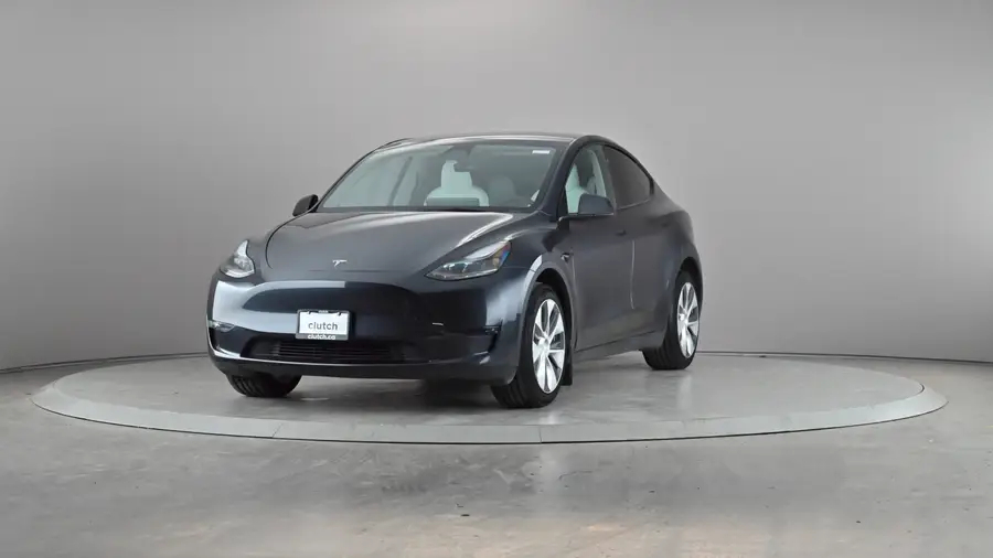 2024 Tesla Model Y64753492938371122