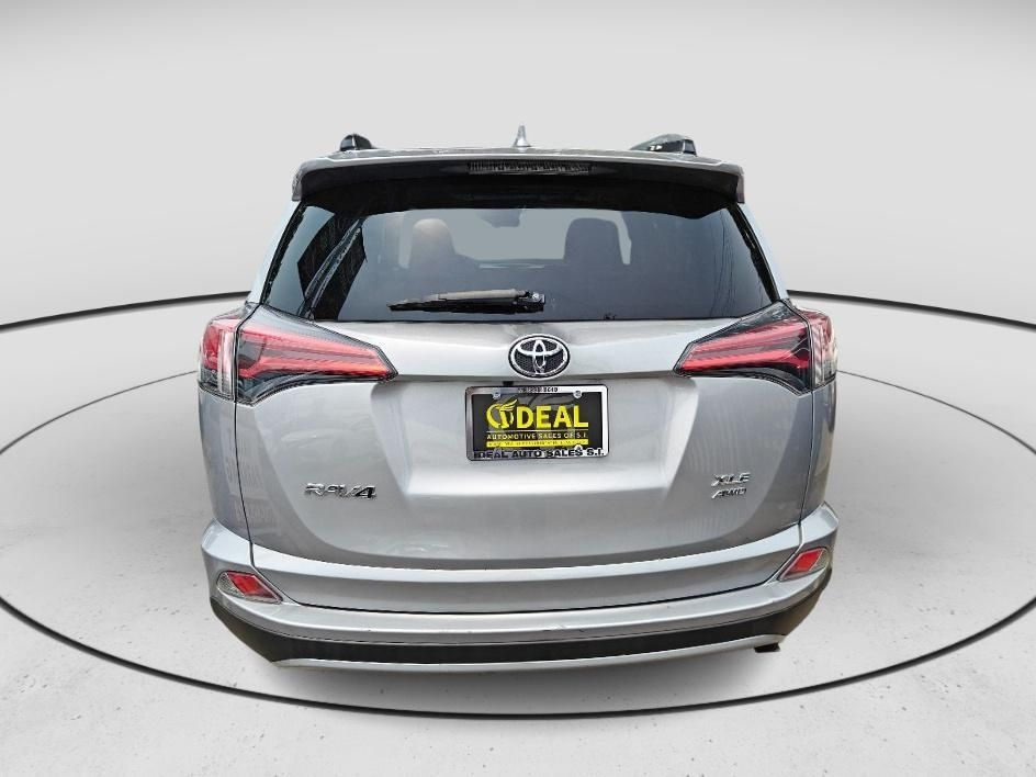 2017 TOYOTA RAV4 XLE63327111720707121