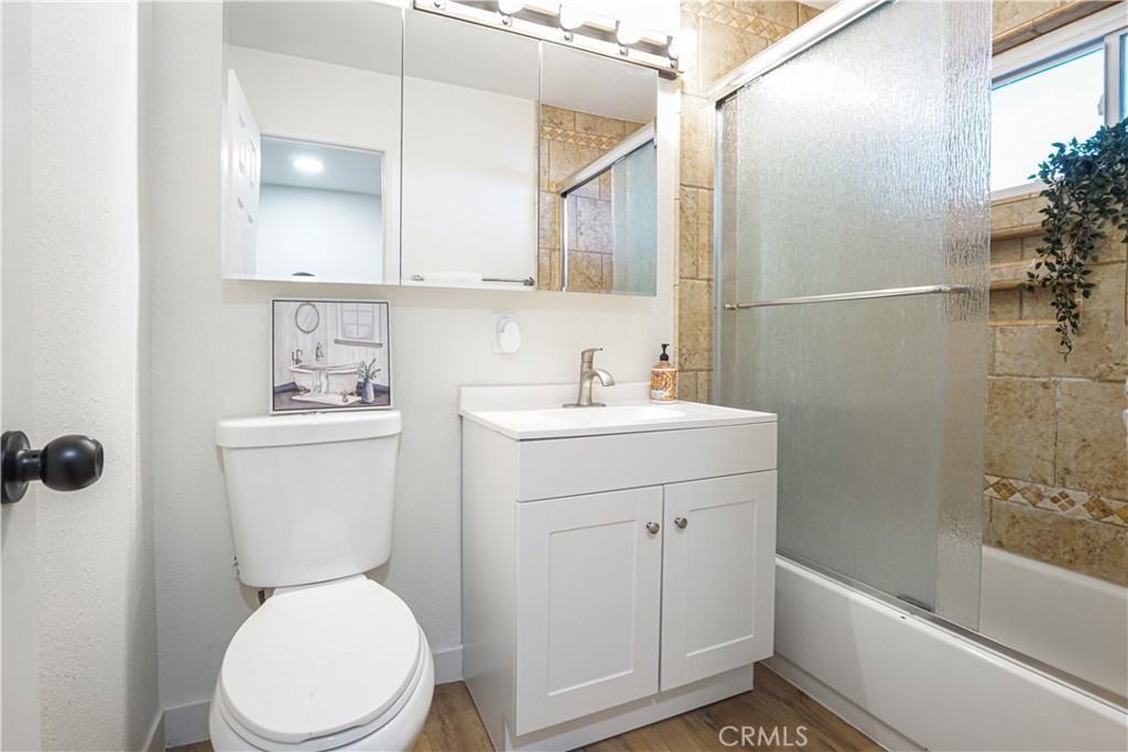 11370 W Sunset Boulevard B, Los Angeles CA, 9004963713129377921122