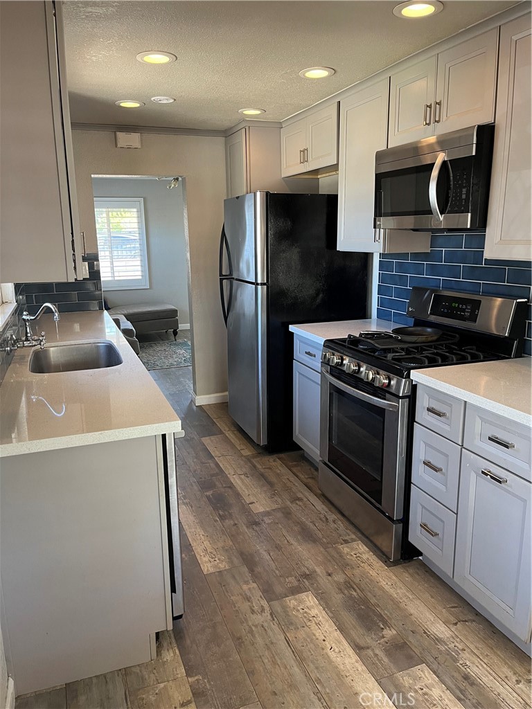 649 Maple Avenue Beaumont CA, 9222363647879548929121