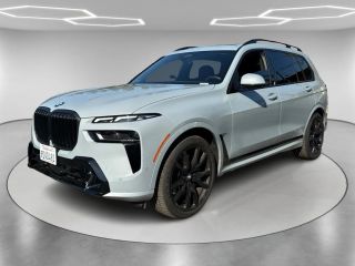 2023 BMW X7