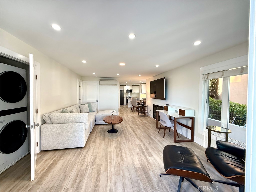 827 Cliff Drive Laguna Beach CA, 9265164134314732033122