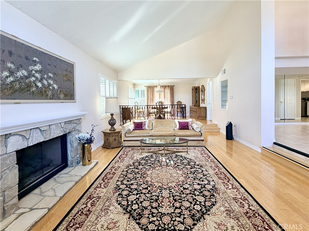 23446 Blythe Street West Hills CA, 9130464131480680195121