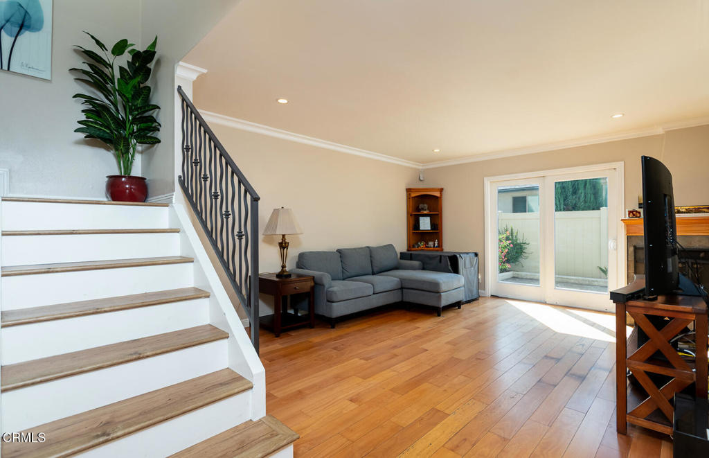 842 E Pepper Tree Drive Azusa CA, 9170264090912093825122