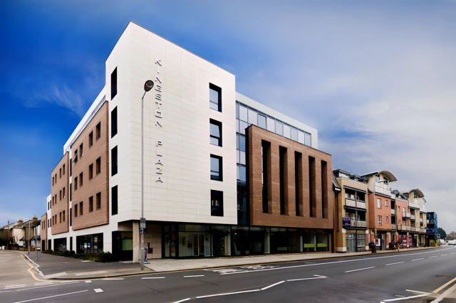 Kingston Plaza