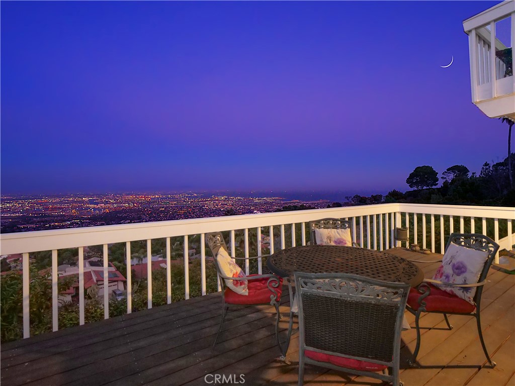 30040 Grandpoint Lane, Rancho Palos Verdes CA, 9027563656660449539120