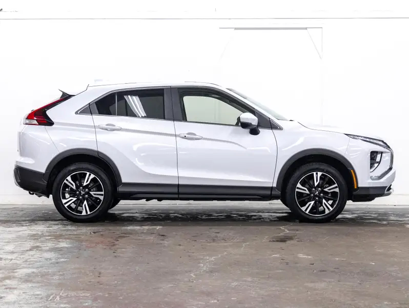 2023 Mitsubishi Eclipse Cross64442589689987121