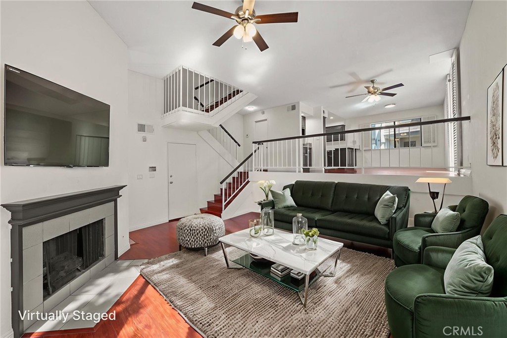 9000 Vanalden Avenue 200 Northridge CA, 9132464090597818371121
