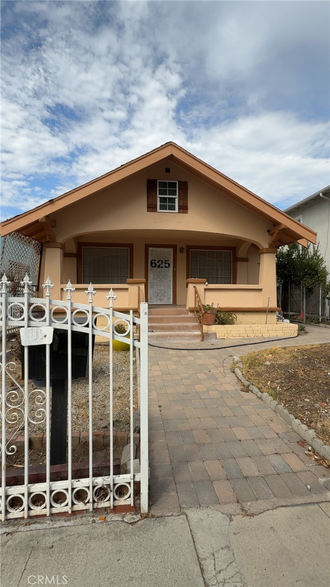 625 W 41st Drive Otro CA, 9003763812850263811120