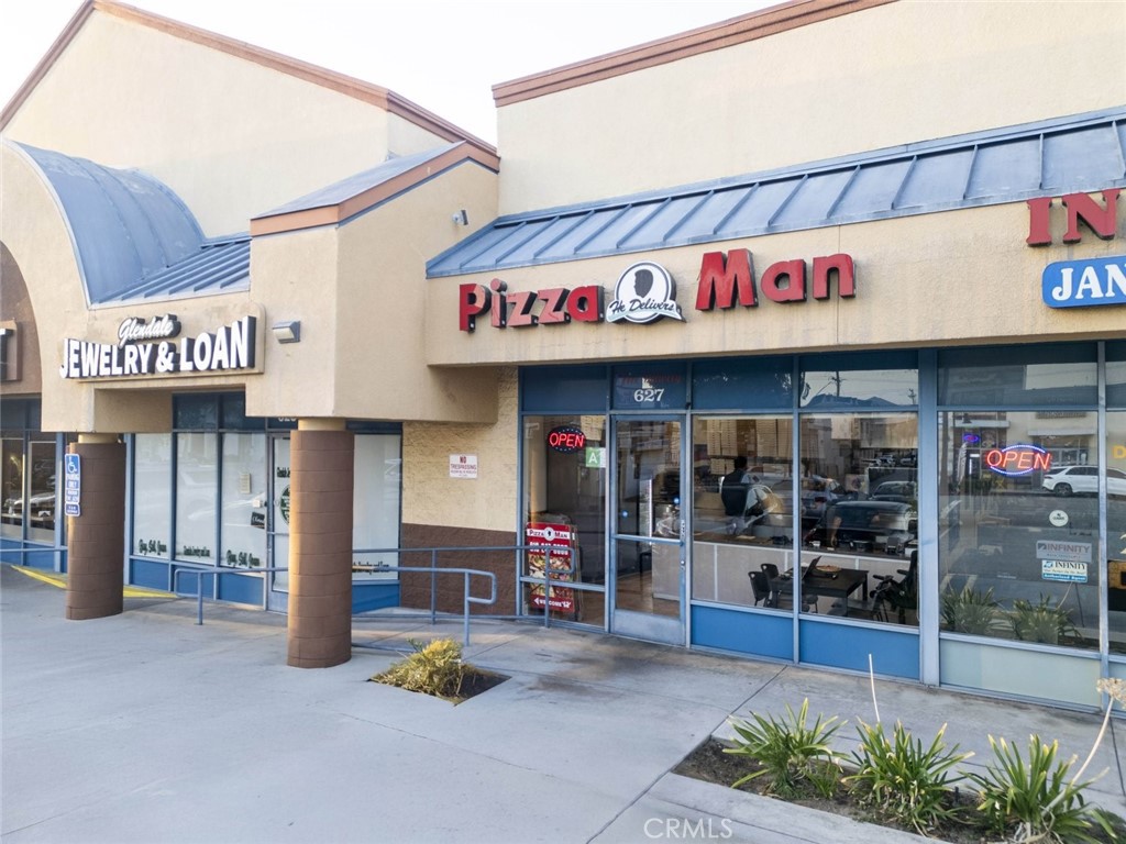 627 E Colorado Street Glendale CA, 91205
