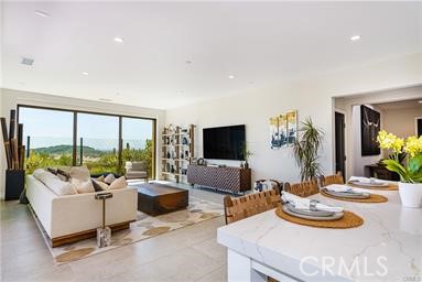 161 Oceano Irvine CA, 9260263711903428867122