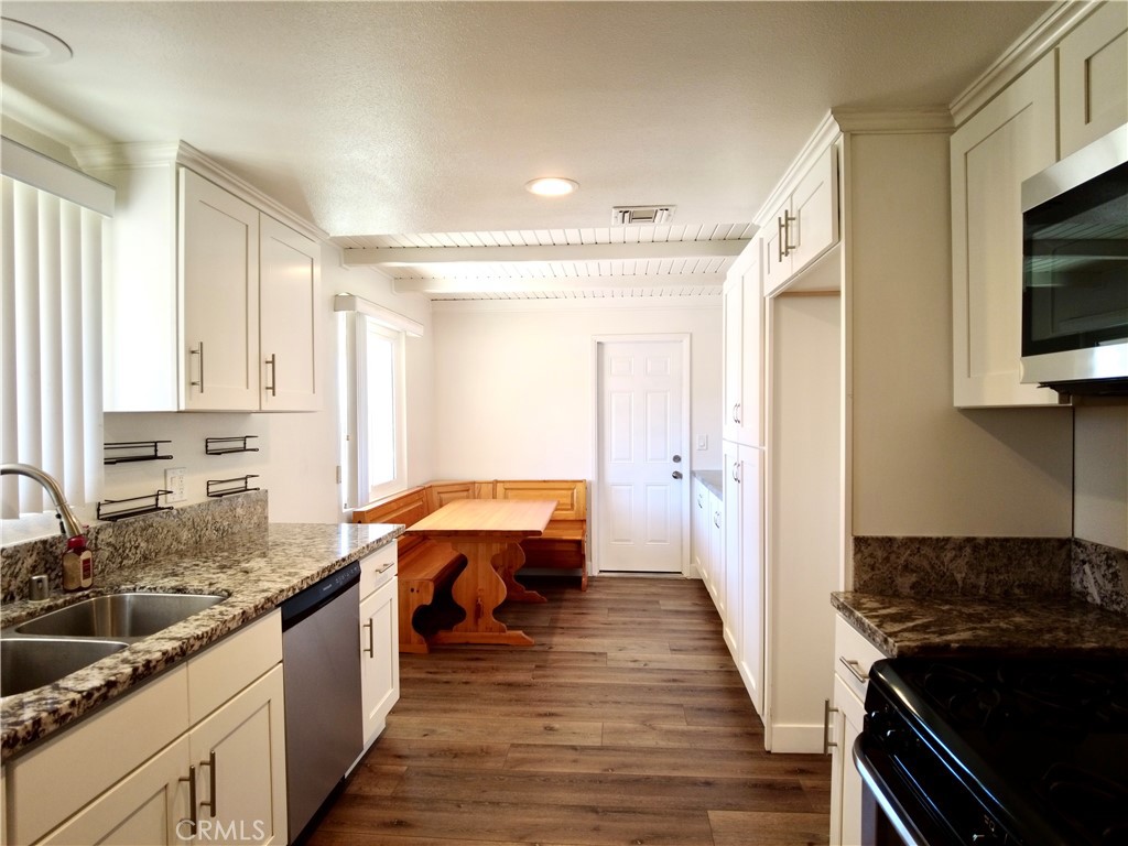 34254 Rosemont Drive Yucaipa CA, 9239963789101487617120