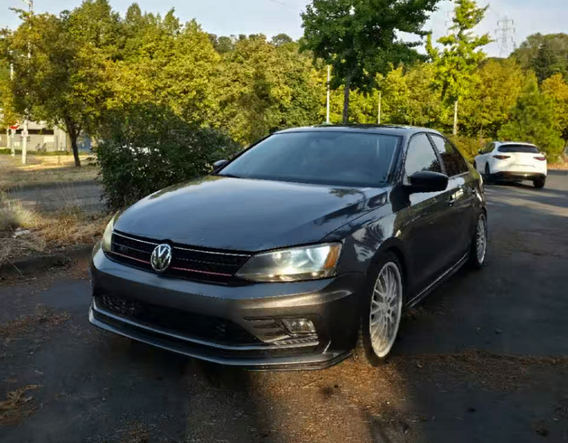 Volkswagen Jetta 201664286772887811121