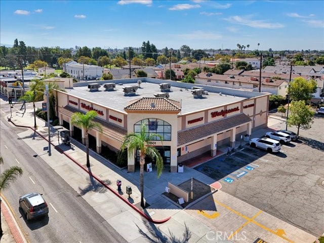 1501 W Whittier Boulevard, Montebello CA, 9064063656692864641120