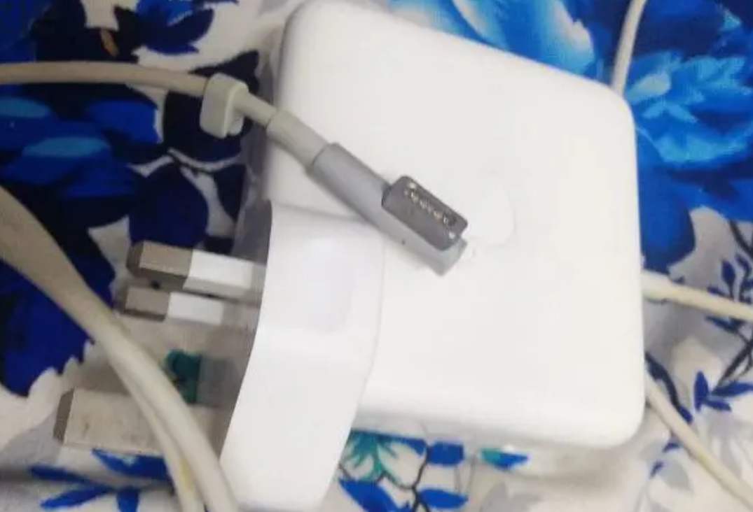 apple macbook original adapter65071837664643121
