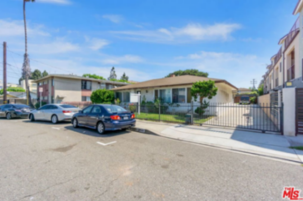 11830 Manor Drive A, Hawthorne CA, 9025063590680796547122