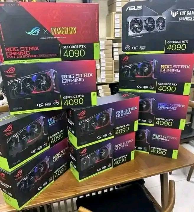 Tarjeta gráfica ASUS ROG Strix RTX 4090 OC de 24 GB GDDR6X en venta