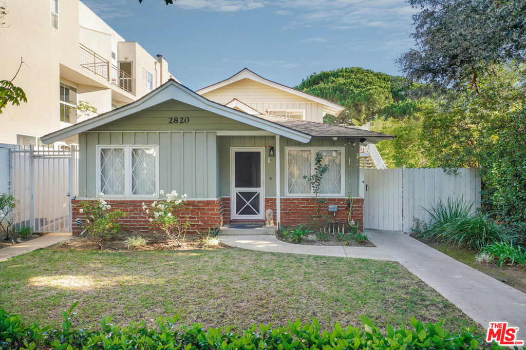 2820 ARIZONA Avenue 3 Santa Monica CA, 9040464102006132865122