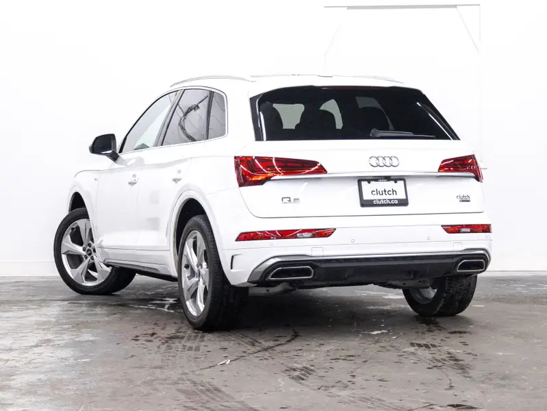 2022 Audi Q564013470744323122