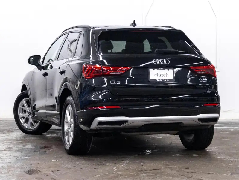 2022 Audi Q363979919295363123
