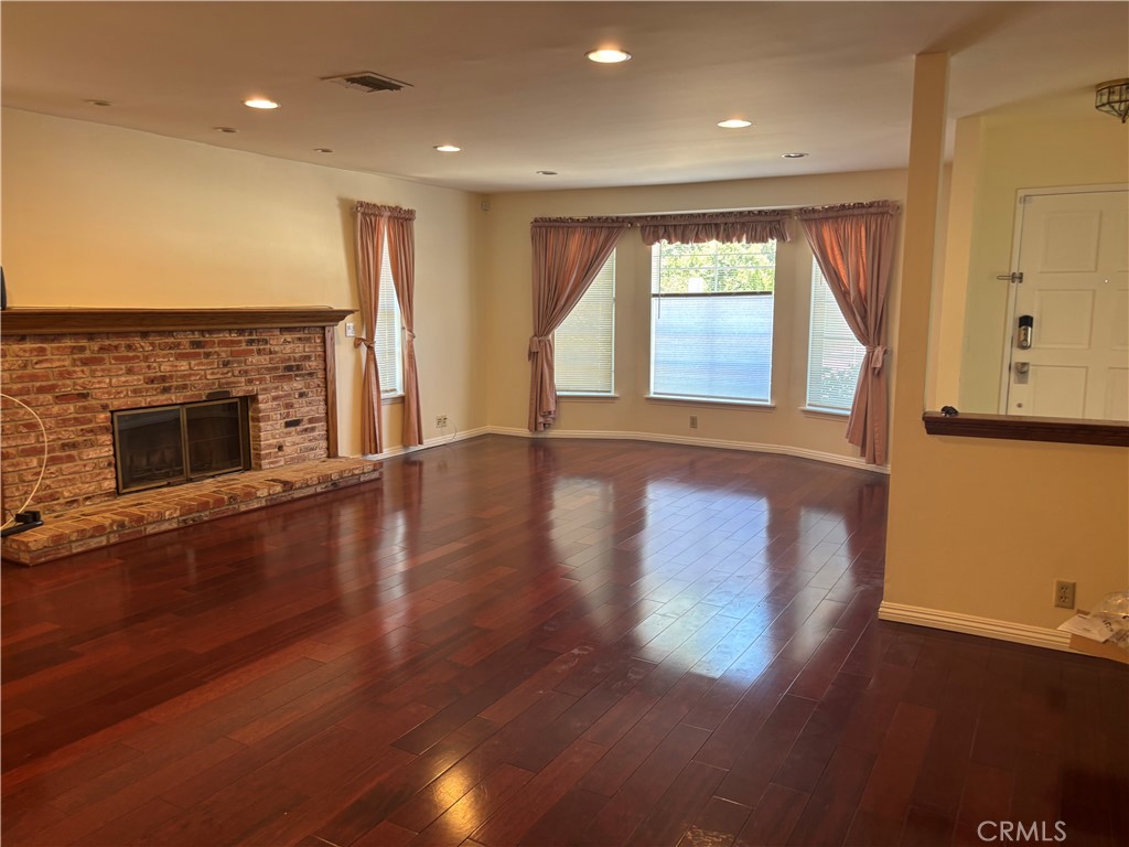 21914 Galvez Street Woodland Hills CA, 9136463659382456577120