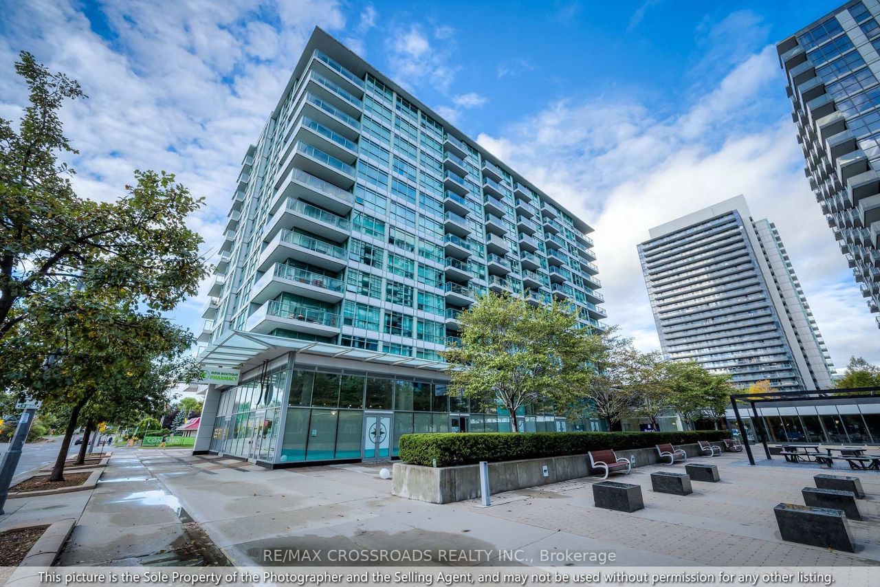 206 15 Singer Court
