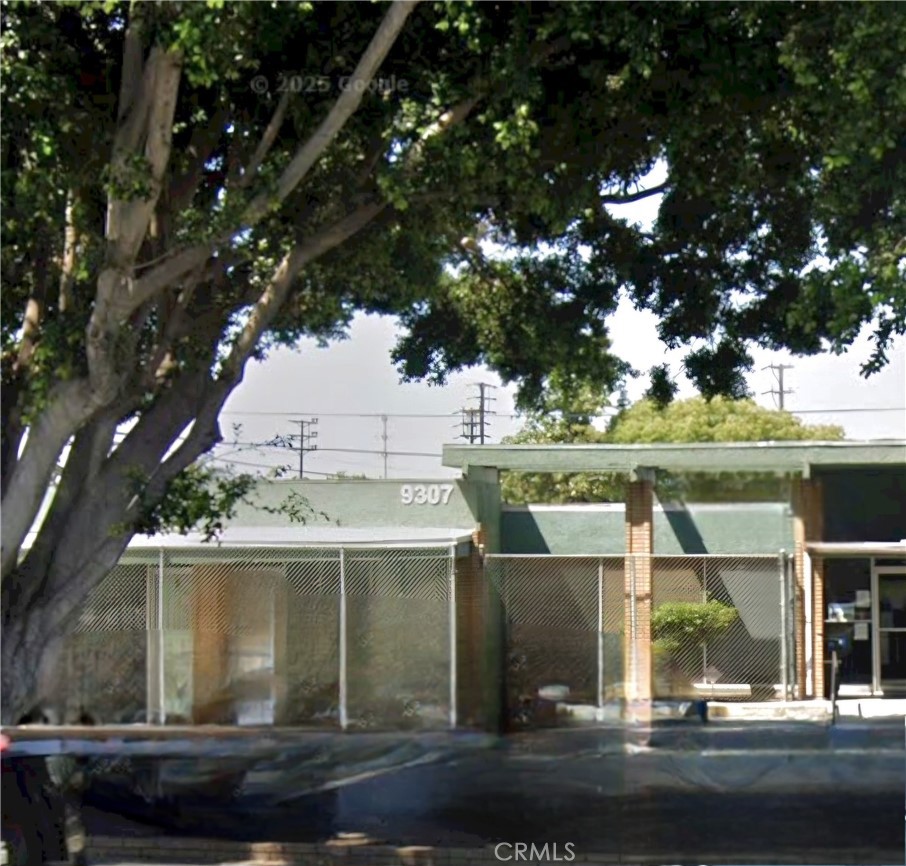 9307 9307 S Central, Los Angeles CA, 9000263879436622211122