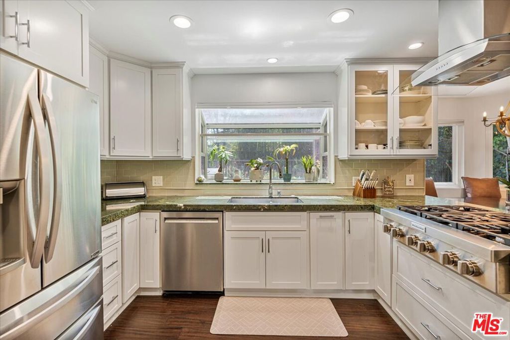12834 Landale Street Studio City CA, 9160463813469778817122