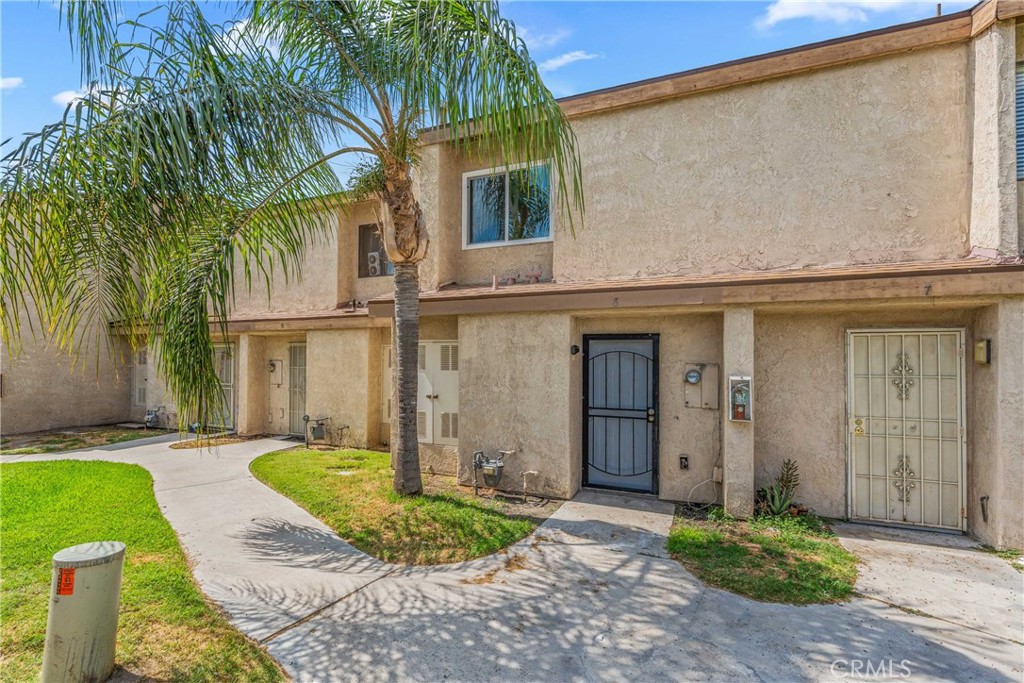 936 Fairway 8, Colton CA, 9232463821542443395120