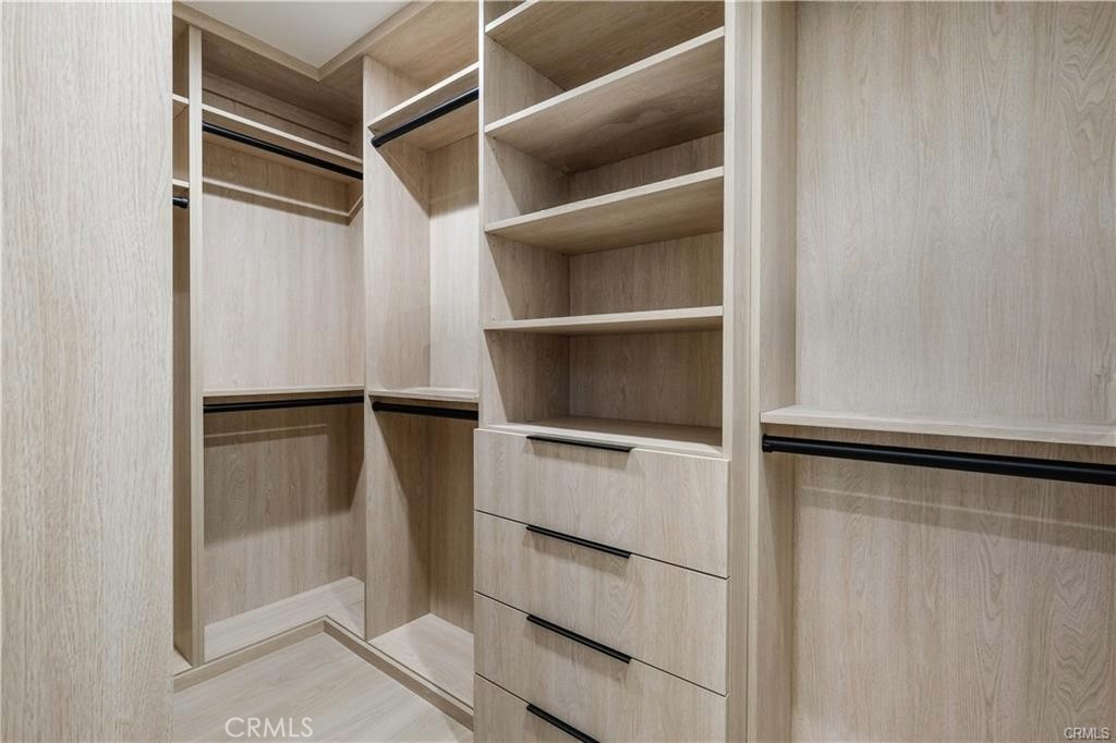 $4,200/mes 18848 Collins Tarzana CA, 9135664067802305025121